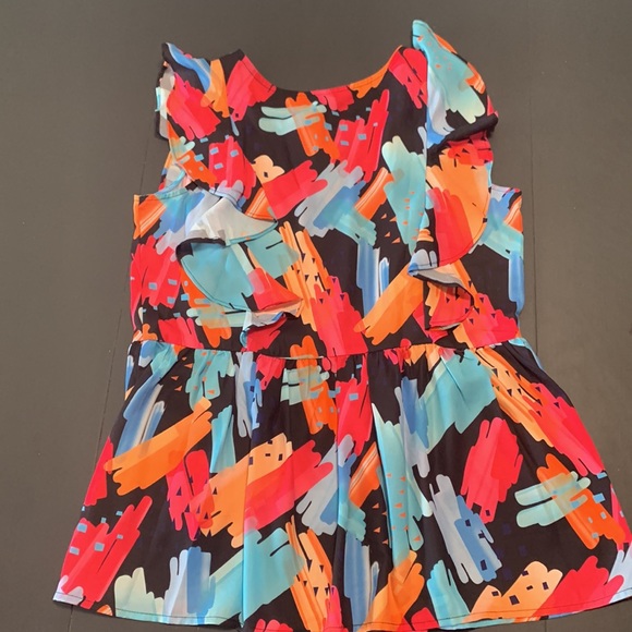 🎉 Super fun tank with frills NWOT 🎉 - Picture 4 of 4